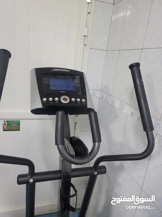 life fitness x1 cross trainer