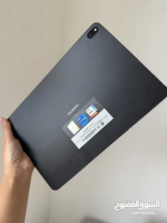للبيع: HUAWEI MateBook E (كالجديد) – شاشة OLED 120Hz  لابتوب 2 في 1 مع الإكسسوارات