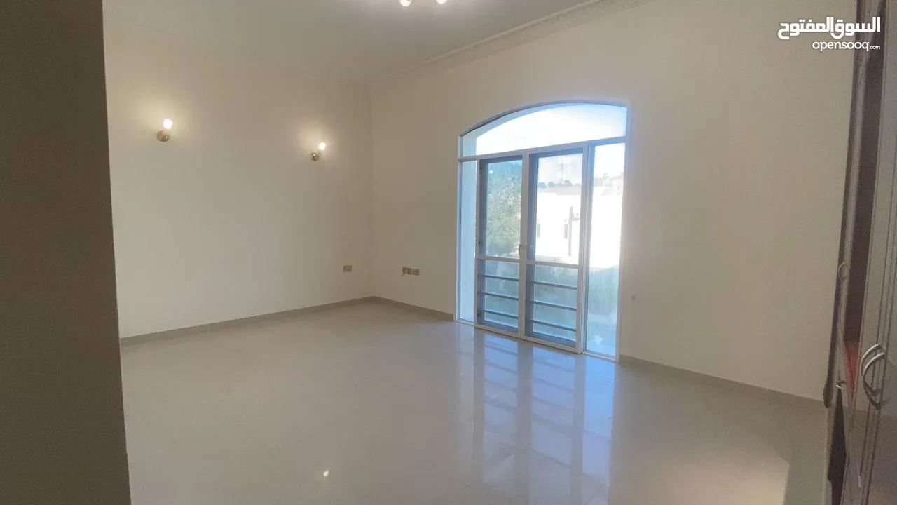 3Me33Luxurious 5+1BHK villa for rent in MQ