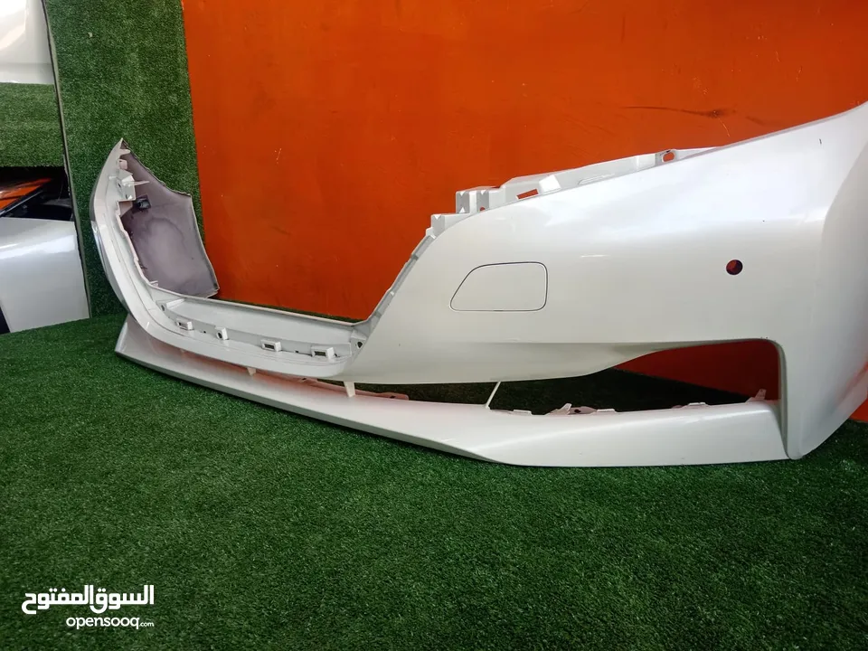 قشرة طمبون نيسان ليف 2018-2024  مستعمل اصلي ياباني بحالة ممتازه  لا يوجد ملاحظات لون ابيض لؤلؤي