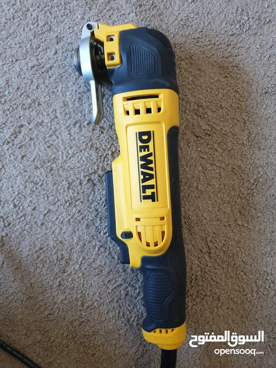منشار ترددي ديوالت  ________ 22000 RPM DEWALT Oscillating Tool
