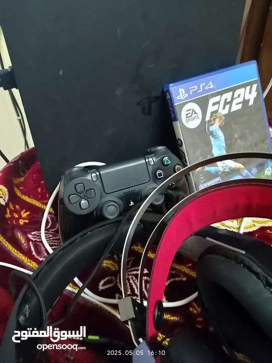 ps4 بحالة جديدة وممتازة بجنين ورام الله