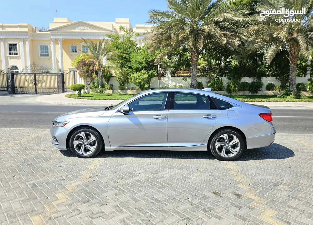 HONDA ACCORD 2018 FULL OPTION TOP EXCELLENT CONDATION URGENTLY FOR SALE