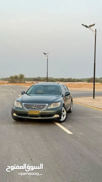 لكزس LS460 موديل 2007 للبيع  ضروري السعر1800 ريال تواصل وتساب فقط