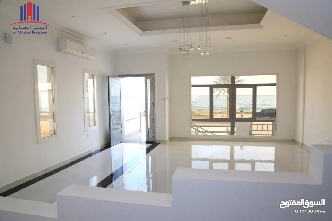 فيلا للإيجار مقابل شاطئ الحيل Villa for rent in front of Al Hail Beach