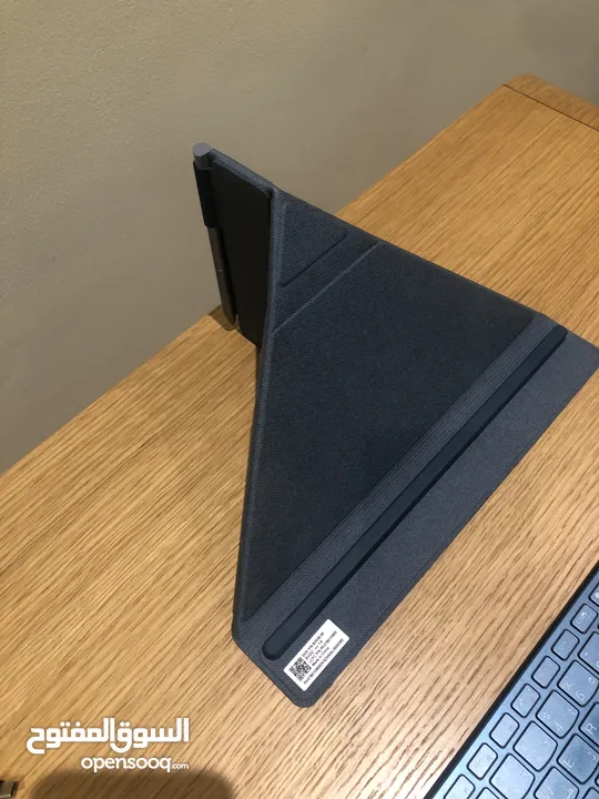 Lenovo Yoga Book 9 13IRU8, 13.3 2.8K (Dual Monitors) Laptop