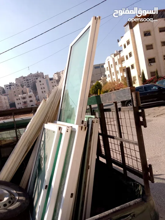 شراء جميع انواع الشبابيك والأبواب المنيوم والخشب والحديد والنحاس الاثاث المستعمل