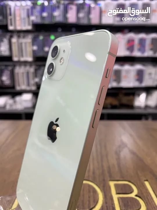 iPhone 12 (128) GB ايفون 12 مستعمل  بطارية اصلية مغيرة 95٪؜ مكفولة