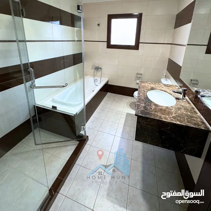 MADINAT QABOOS  HIGH QUALITY 5+1 BEDROOM LUXURIOUS VILLA