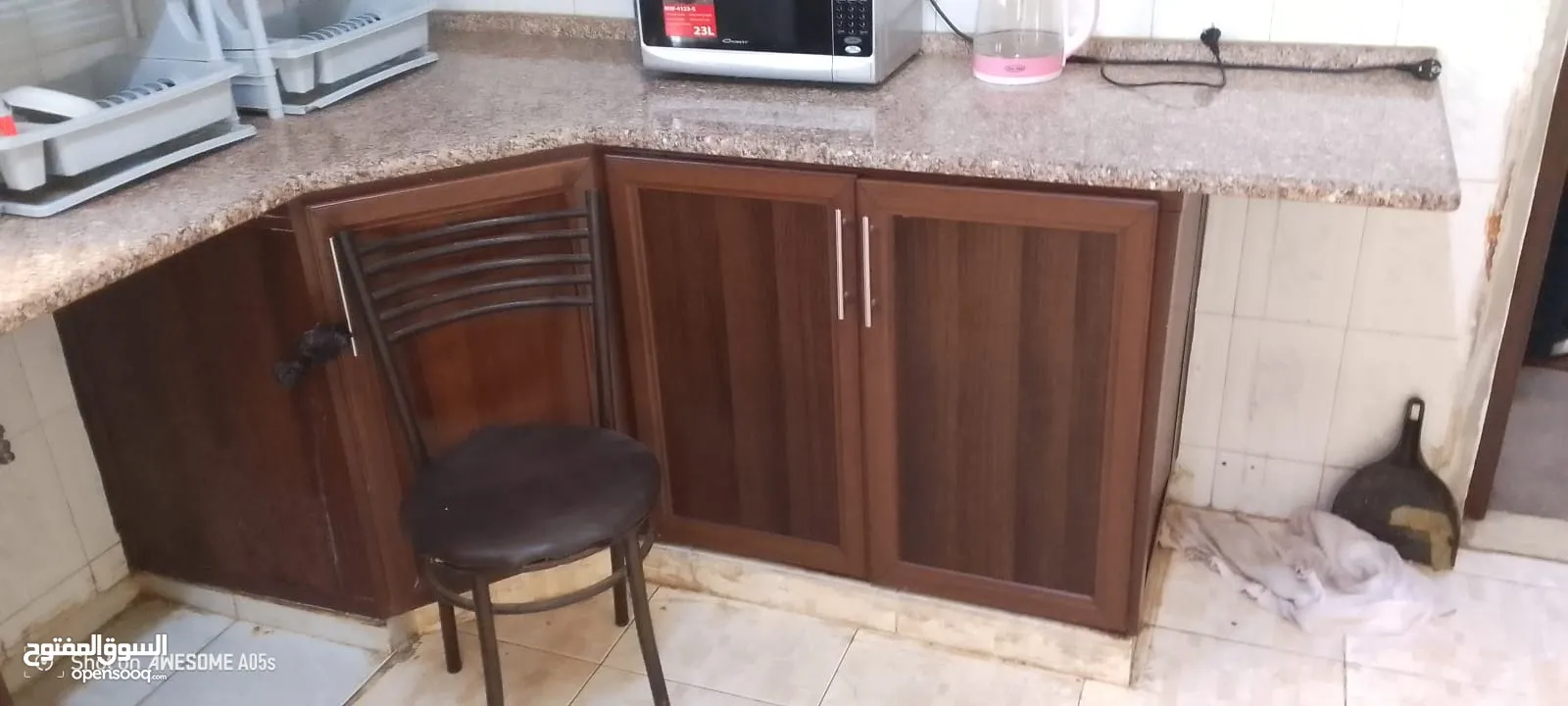 غرفة للايجار سكن طالبة أو سيدة عاملة شامل جميع الفواتير الكهرباء و الماء و الانترنت
