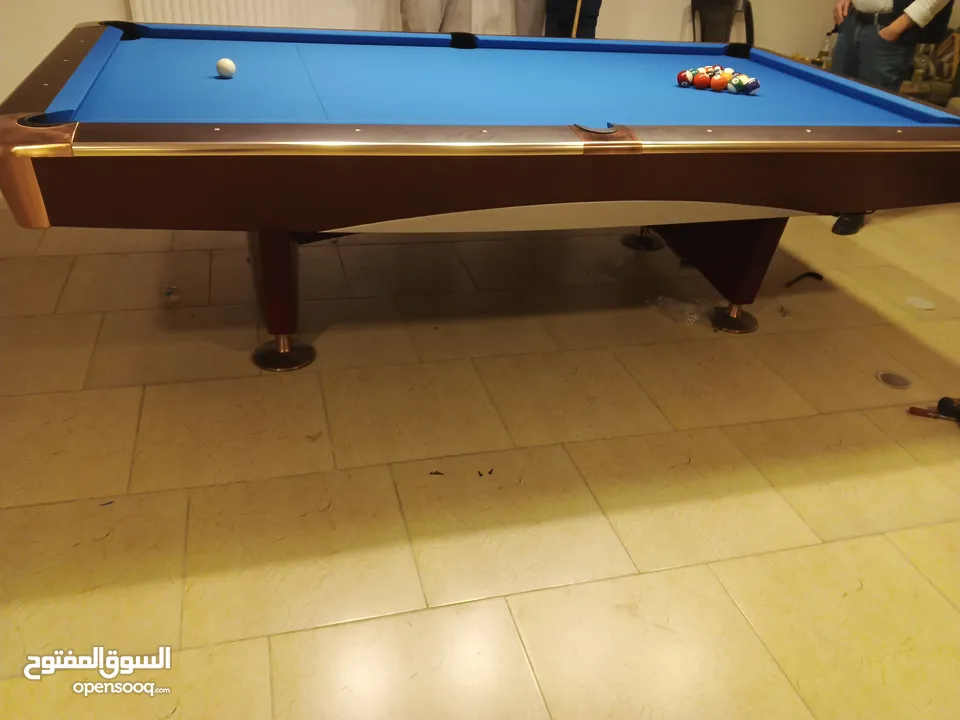 صيانه طاولات بلياردو تغيير قماش فك نقل تركيب