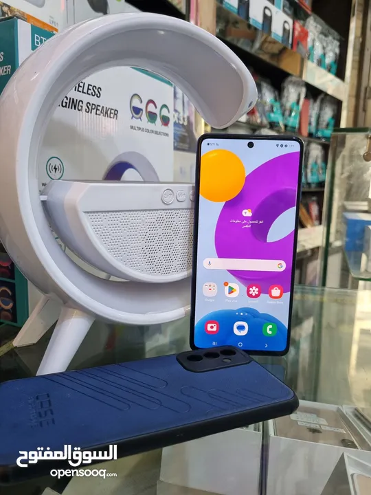 مستعمل Samsung M52 5G رام 8 جيجا 128 بدون كرتونه هدية كفر ولزقة وشاحن الاصلي متوفر توصيل