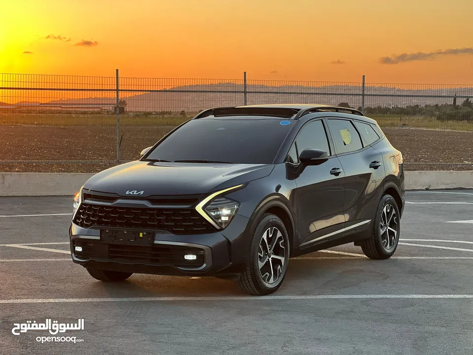 كايا سبورتاج  2022 فل الفل فتحة سقف  2x4 ///240Hp بنزين + كهرباء  ( Haybrid) 1600cc