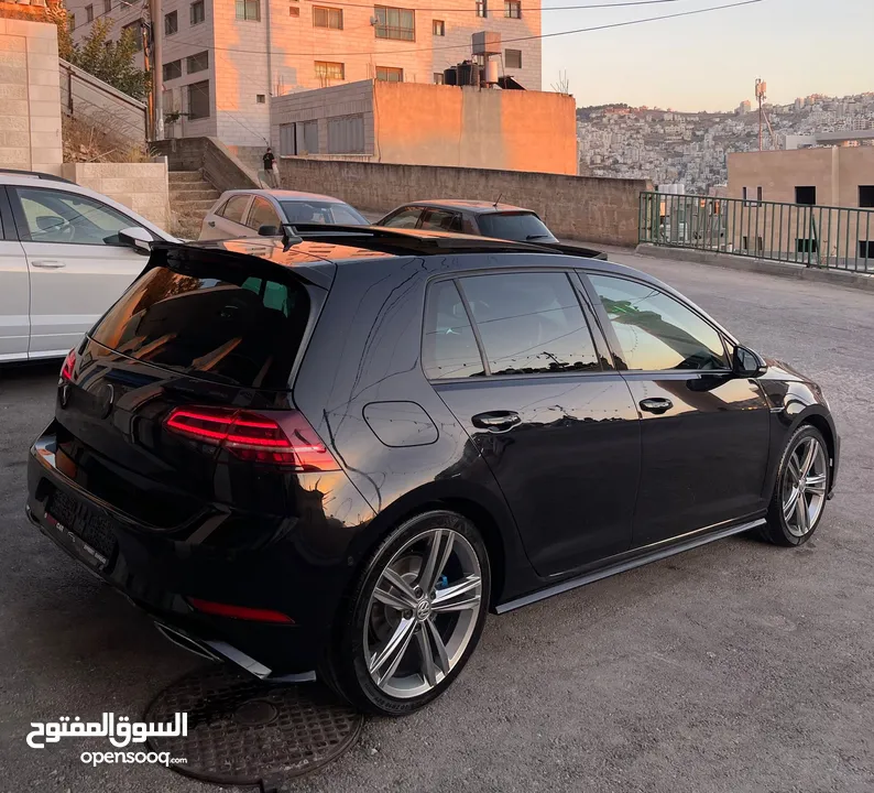 Golf R Line 2018