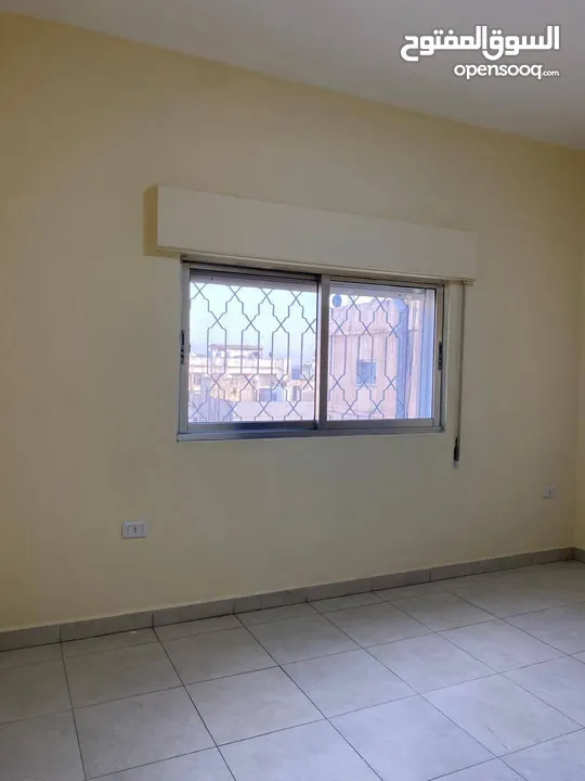 عمارة استثمارية بضاحية الامير حسن للبيع من المالك مباشرة