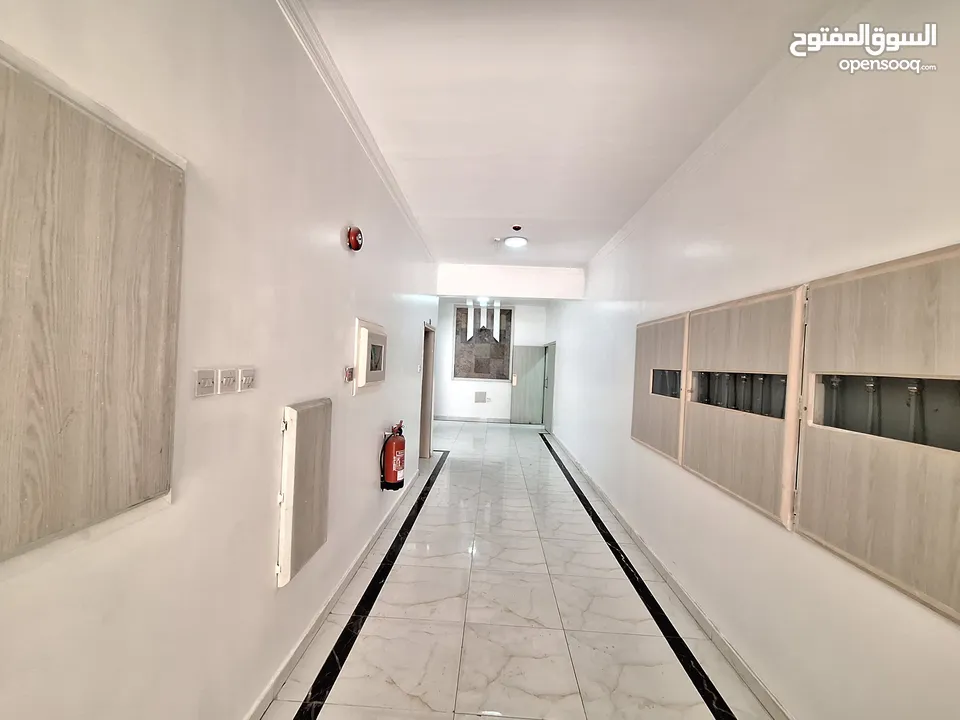 Special Offer!!!3 Bhk With 4 Bathroom Spacious Closed Kitchen With Ac