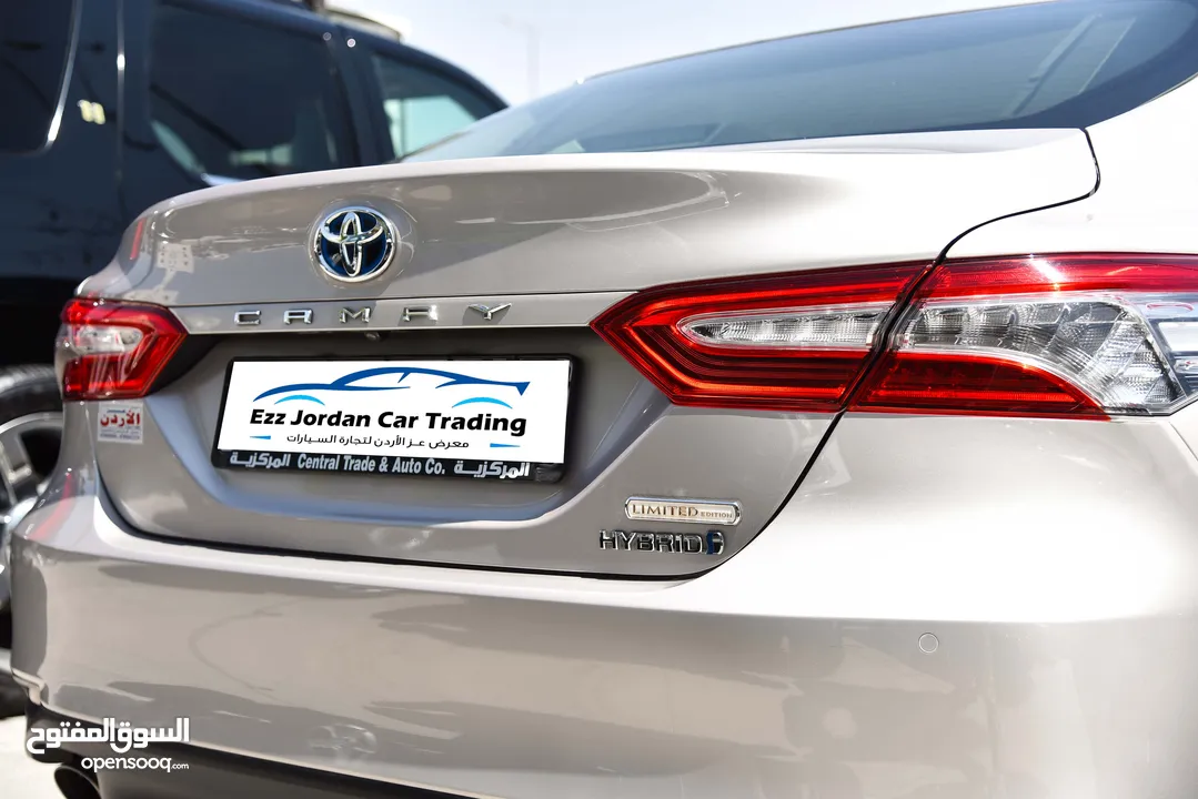 تويوتا كامري ليميتد هايبرد Toyota Camry Limited Hybrid 2019