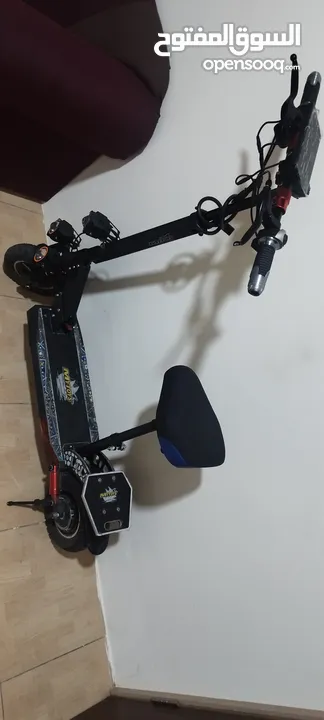 MY TOYS SCOOTER WITH CHARGER FOR SALE VERY AFFORDABLE AND IN GOOD CONDITION