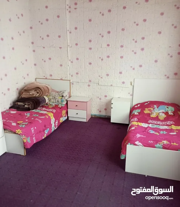 روف مفروش للايجار بجانب جامعة العلوم التطبيقية