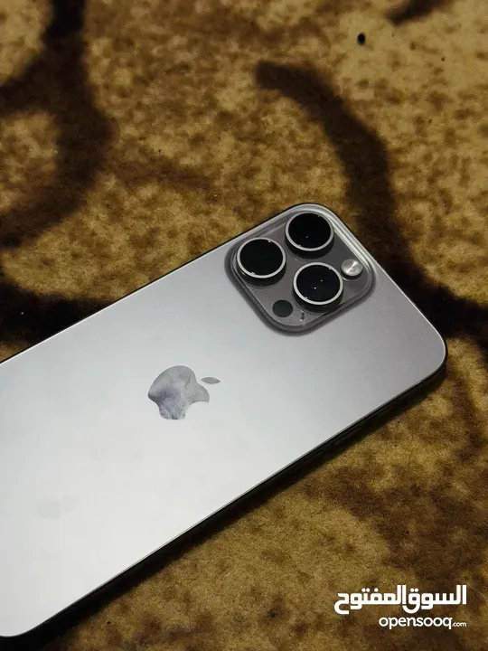 15 برو ماكس شرق اوسط