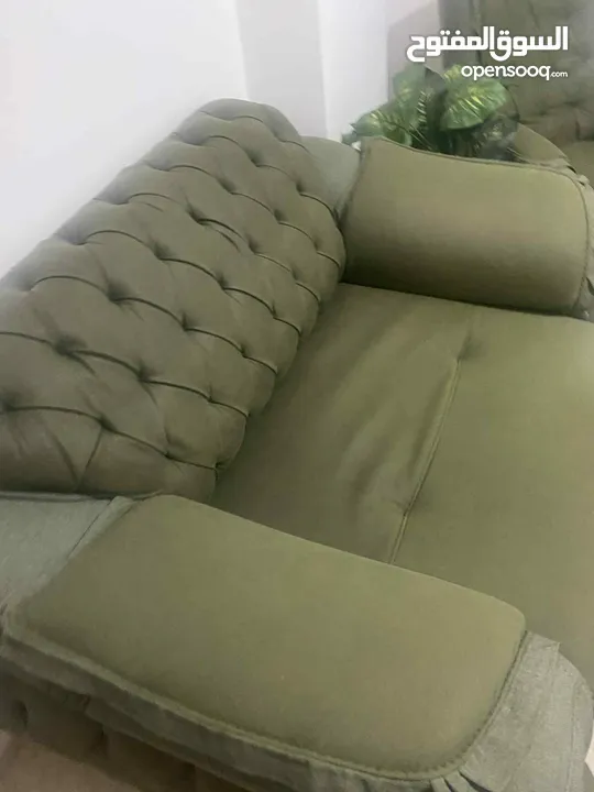 طقم كنب بحاله جيدة