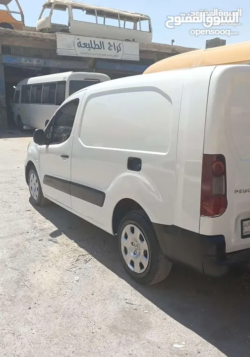 بيجو بارتنر 2014 بحالة ممتازة