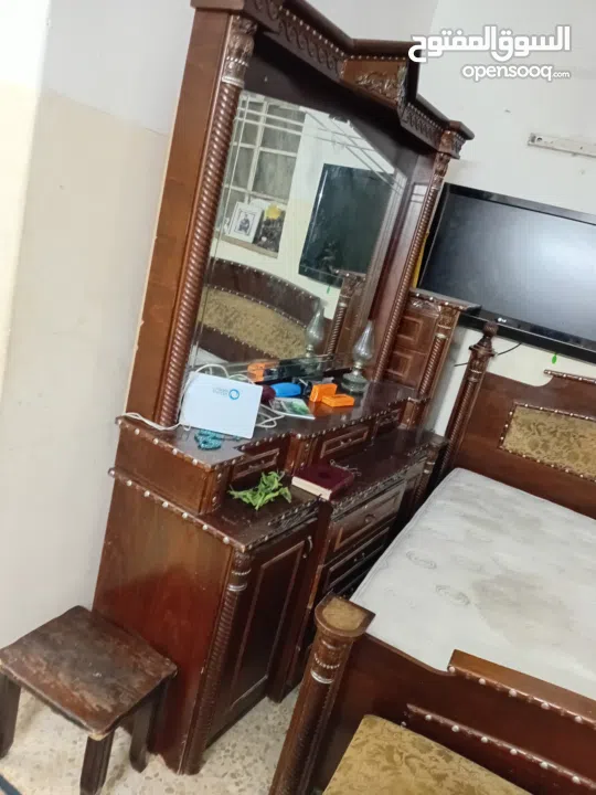 البيع سعر 1800