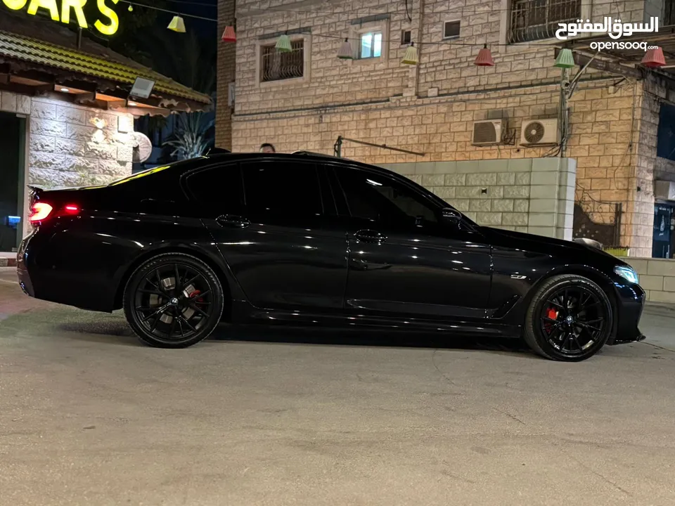 سعرهااااا الاصلي 260 الف  سعرهاا عنا 220 الف فقط 530e بلج ان هايرد / بتمشي ع شحنه 60 كيلو