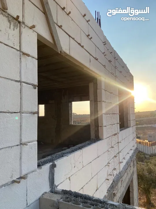 بيت طابقين عظم ناعور ابو العساكر منطقة فلل