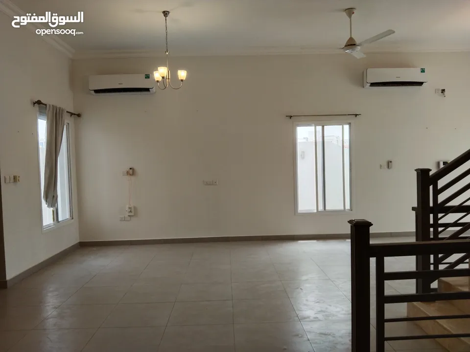 4Me11 Uniqe 4 Bhk Modern Style Villa For Rent In Ansab Height