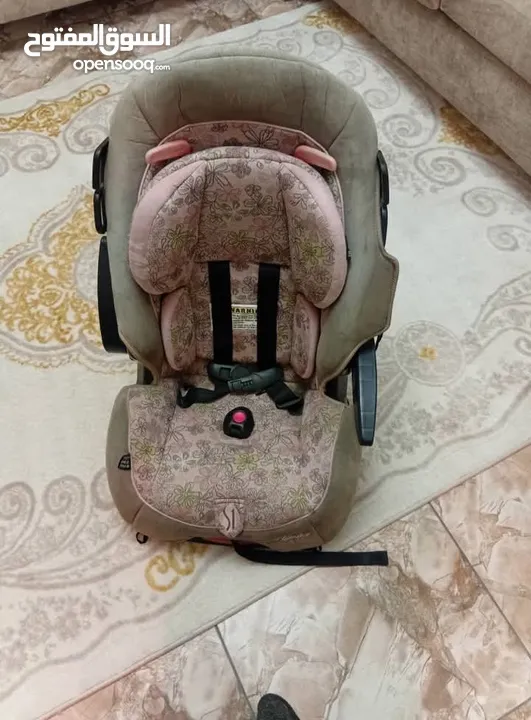كارسيت سيارة للأطفال