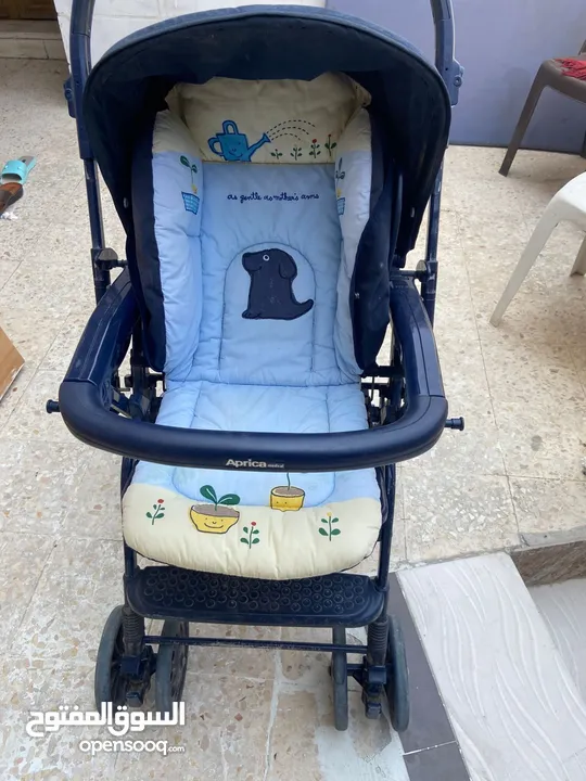 عربايه اطفال بحاله جيده للبيع