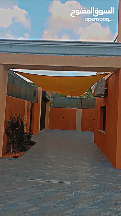 مزرعة وشاليه فيلا طلة الجبل في بيرين للايجار اليومي والاسبوعي والشهري اطلالة ولا بالخيال نتشرف فيكم