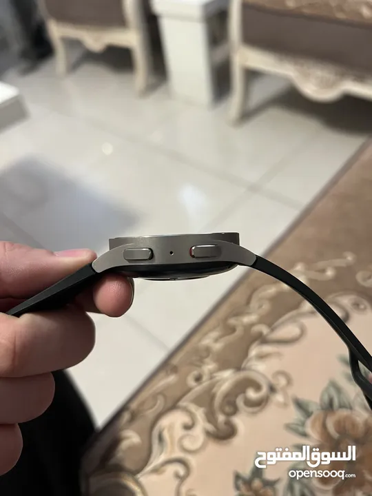 ساعة watch 5 pro قياس 45 بحالة ممتازة جدا