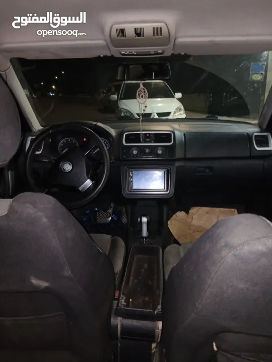 سيارة سكودا فابيا 2009