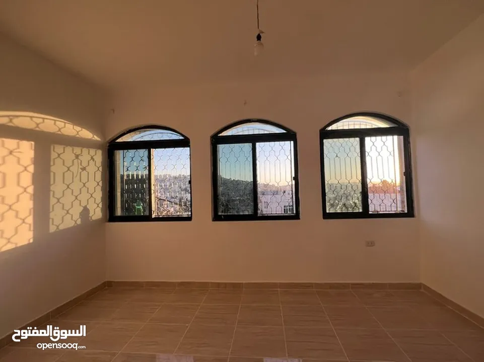 شقه للايجار في صافوط الحي الشرقي حد الجبيهه