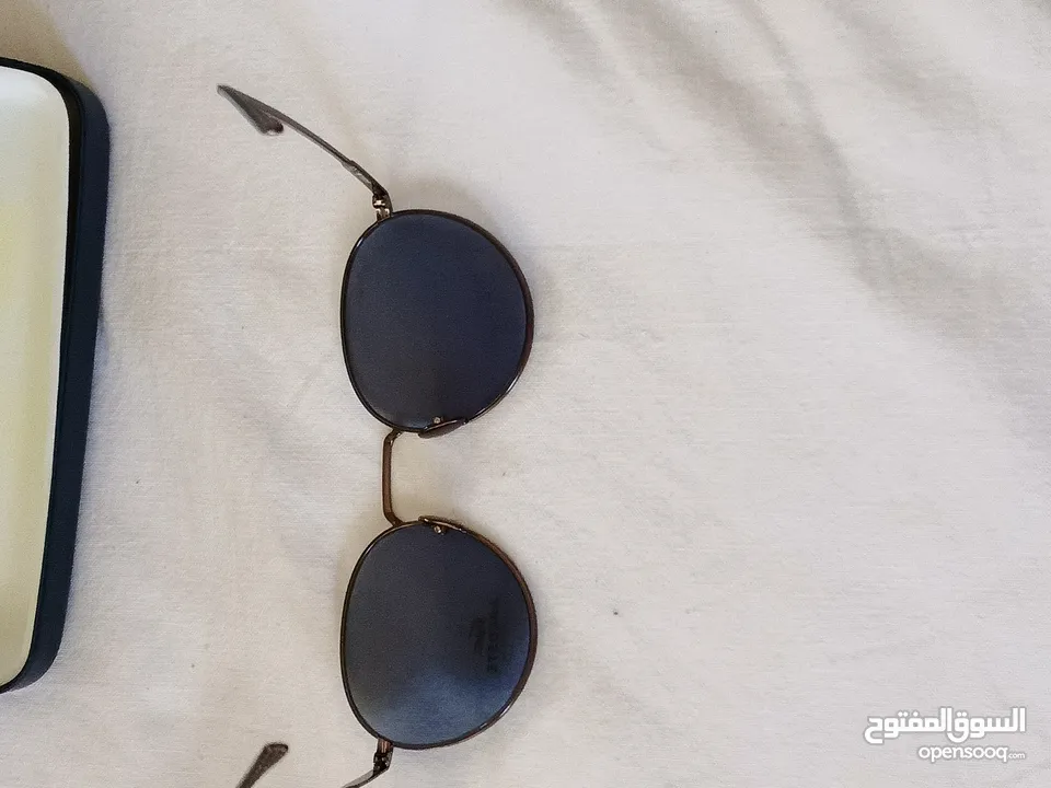 نظارة شمسيه لاكوست Lacoste جديدة  للبيع بسعر مغري