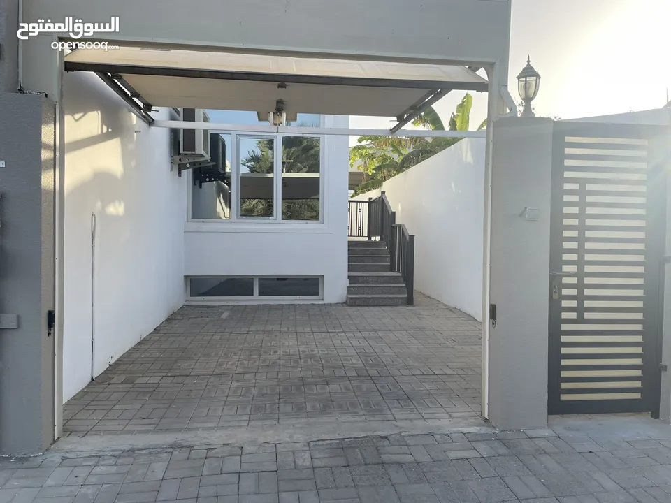 للإيجار فيلا في الحيل الشمالية Villa For Rent At Al Hail