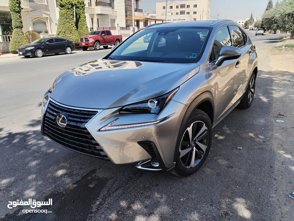 لكزس NX300H فحص كامل حرة  2020
