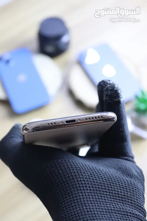 iPhone 11 Pro B:75% iPhone 12 B:92% iPhone 12 Pro B:77% iPhone 13 B:76%