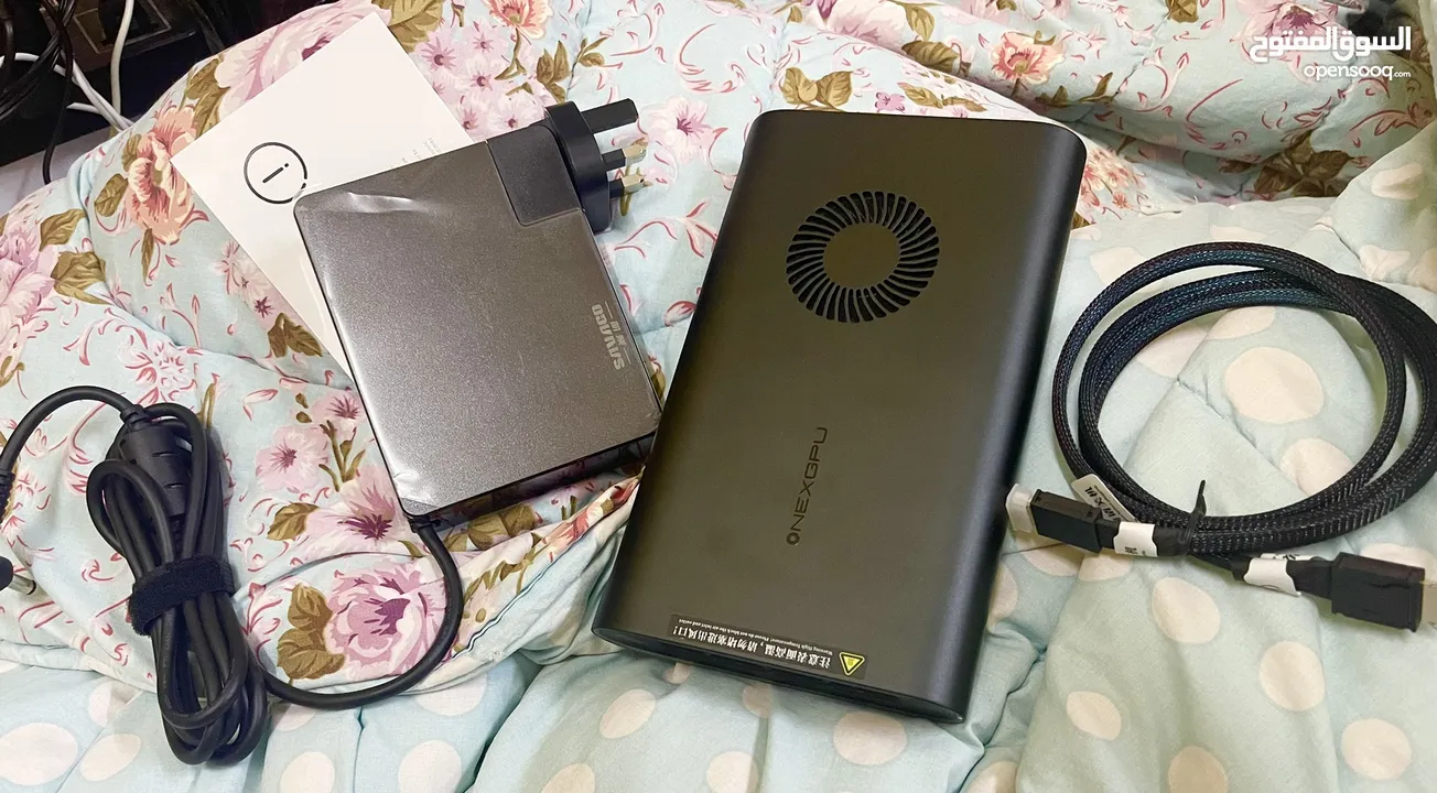 ONEXGPU - World's 1st Portable EGPU With Storage