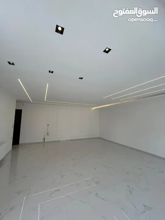 تشطيب فندقي في اجمل مناطق ضاحية النخيل سكن فلل