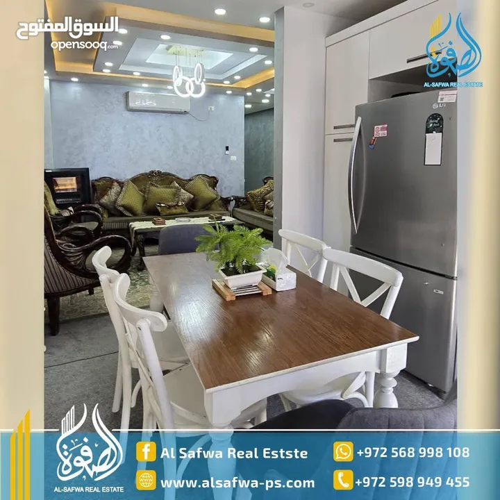 شقه مميزة جدا مفروشه للايجار موقع استراتيجي قرب بلديه رام الله قريب من كل الخدمات مع ترس