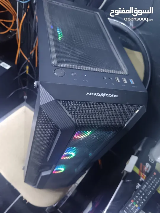 للبيع - جهاز PC GAMING AMD Ryzen 5 3500X احترافي بحالة ممتازة!