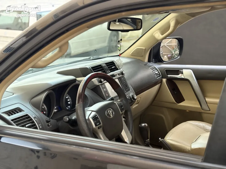 Toyota Land Cruiser تويوتا لاندكروزر