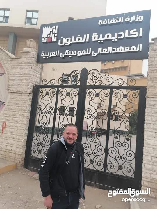 صانع محتوى و انفلونسر للدعاية و الاعلان