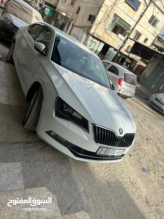 سكودا سوبيرب 2018 ( ابيض )