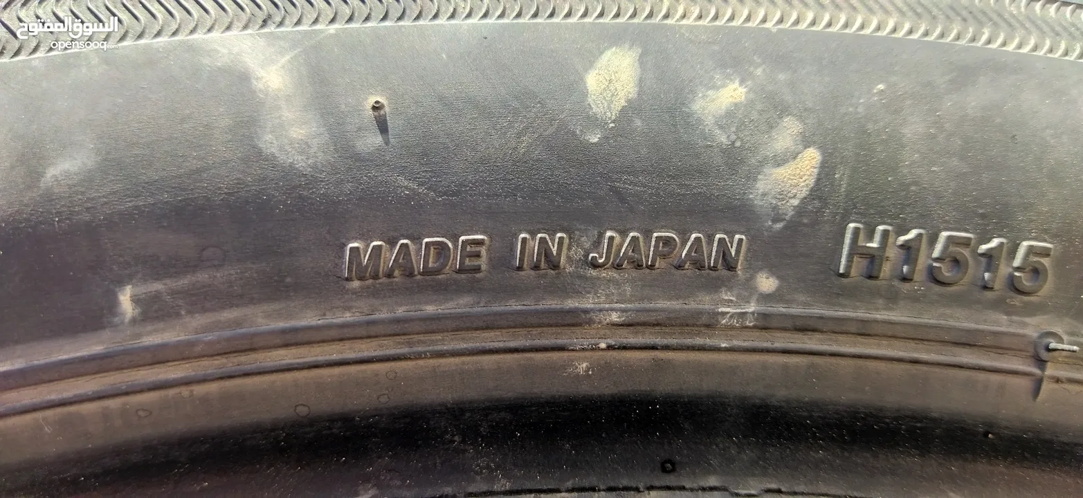 كاوشوك بحاله جيدة قياس 235/55R 18