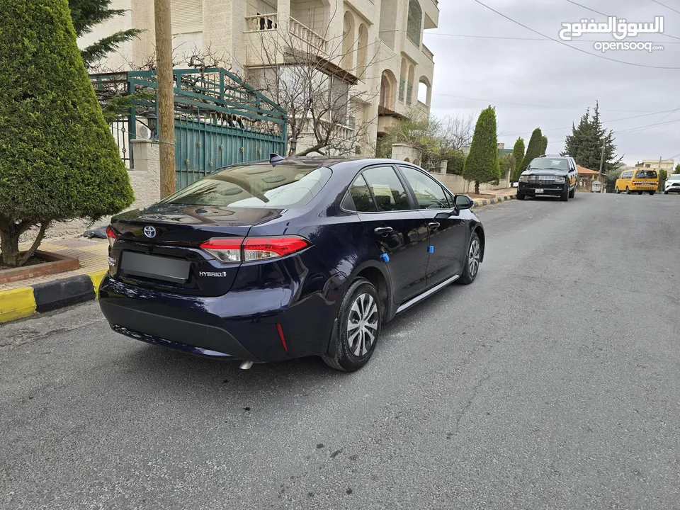 تويوتا كورولا 2021 ياباني بطارية ليثيوم قطعت مسافه 30 الف جمرك جديد بسعر مغري جدا