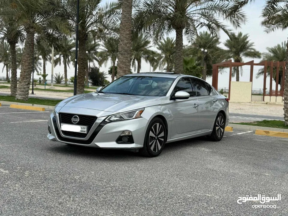 Nissan Altima 2019 (Silver)